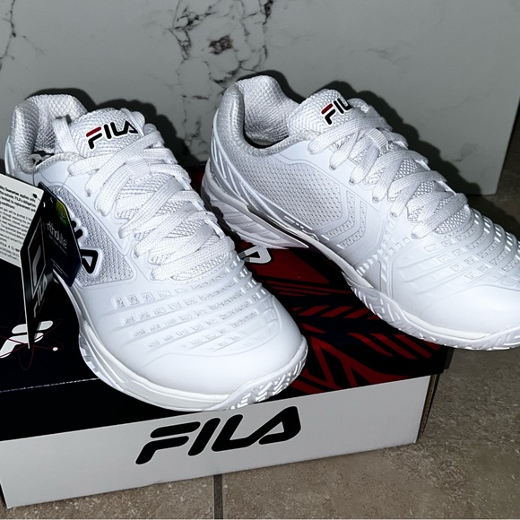 Fila Women's Axilus 2 Energized Tennis Shoes White Size 7 NIB - Picture 8 of 9